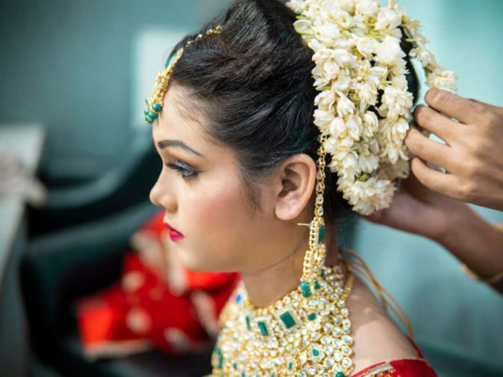 Pakistani Bridal Makeup and Hairstyle​